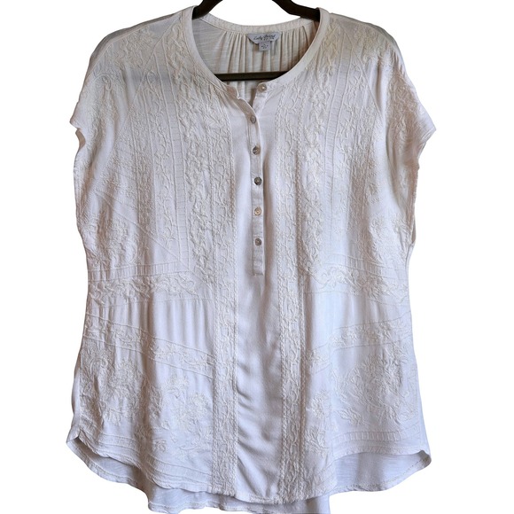 Lucky Brand Tops - Lucky Brand White Embroidered Henley Blouse Short Sleeve Boho Top Women's‎ Large
